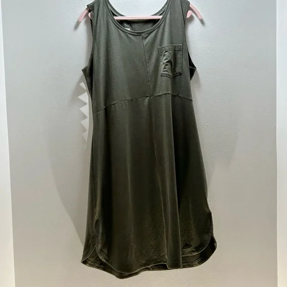 Columbia Olive Green Sleeveless Dress - Picture 1 of 3
